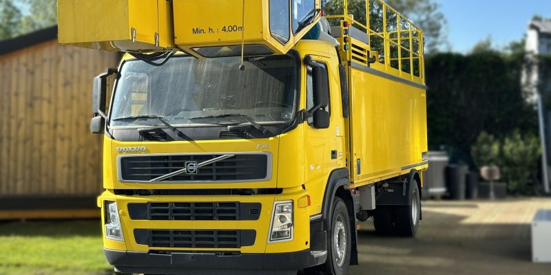 De-Icer Truck 3