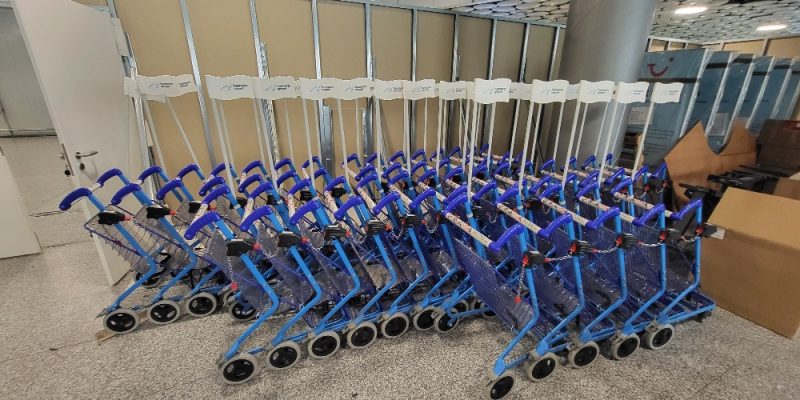 <span class="caps">HAJ</span> Kinderwagen 3