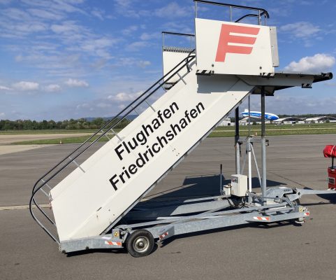 TIPS Fluggasttreppe 1