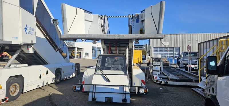 Fahrzeugverkauf ADVTP93Tp0093 vorne